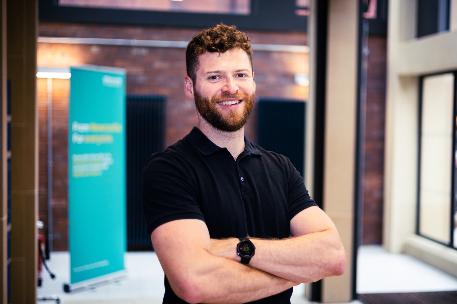 Dr Ollie Bell